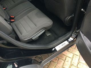 Voertuigafbeelding 4