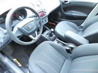 Voertuigafbeelding 6