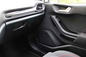 Voertuigafbeelding 28