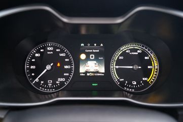 Voertuigafbeelding 12