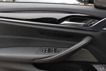 Voertuigafbeelding 37