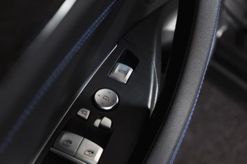 Voertuigafbeelding 73