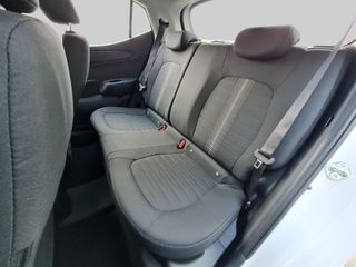 Voertuigafbeelding 10