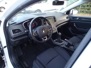 Voertuigafbeelding 11