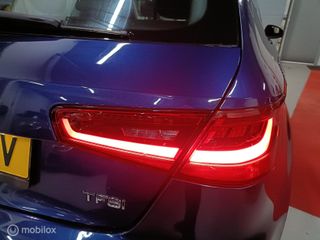 Voertuigafbeelding 6