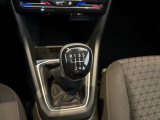 Voertuigafbeelding 16