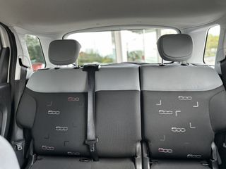 Voertuigafbeelding 17