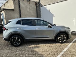 Voertuigafbeelding 12