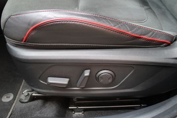 Voertuigafbeelding 30