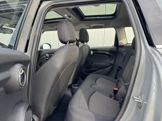 Voertuigafbeelding 17