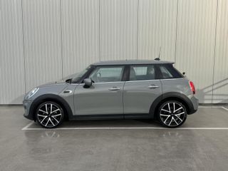 Voertuigafbeelding 4