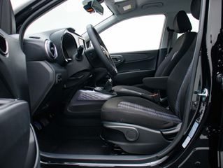 Voertuigafbeelding 13