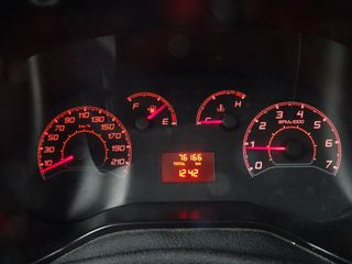 Voertuigafbeelding 14