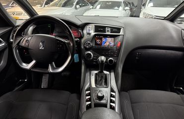 Voertuigafbeelding 15