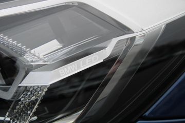 Voertuigafbeelding 42