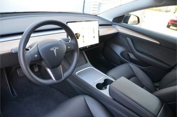 Voertuigafbeelding 9