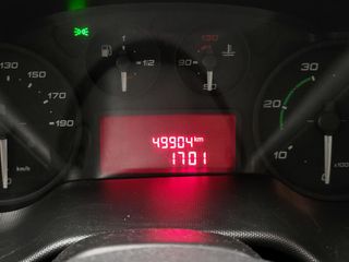 Voertuigafbeelding 10