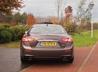 Voertuigafbeelding 8