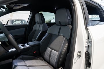 Voertuigafbeelding 12