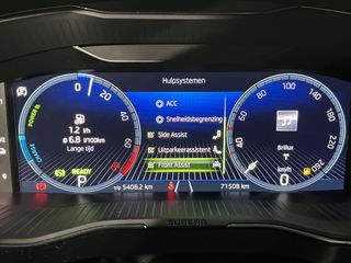 Voertuigafbeelding 12