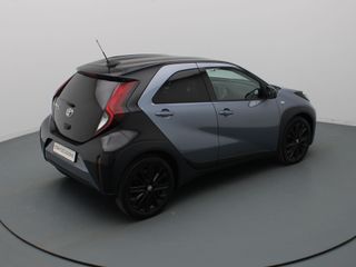 Voertuigafbeelding 9