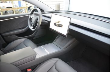 Voertuigafbeelding 10