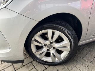 Voertuigafbeelding 10