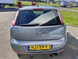 Voertuigafbeelding 4