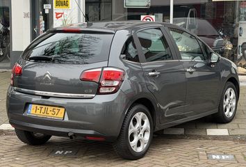 Voertuigafbeelding 2