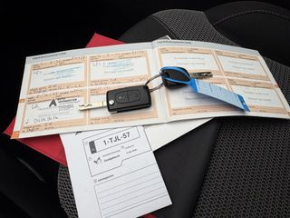 Voertuigafbeelding 4