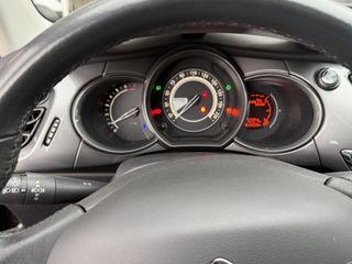 Voertuigafbeelding 9