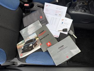 Voertuigafbeelding 12