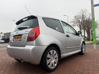 Voertuigafbeelding 3