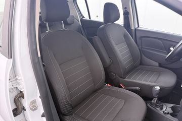 Voertuigafbeelding 12