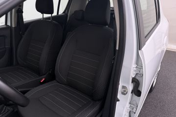 Voertuigafbeelding 8