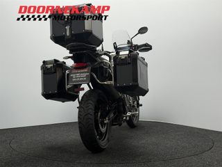 Voertuigafbeelding 13