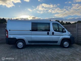 Voertuigafbeelding 12