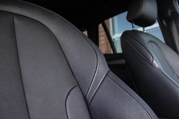 Voertuigafbeelding 16