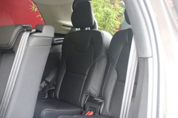 Voertuigafbeelding 7