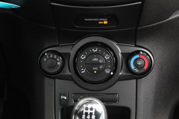 Voertuigafbeelding 13