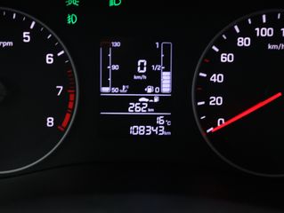 Voertuigafbeelding 4