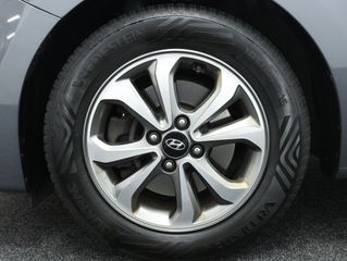 Voertuigafbeelding 8