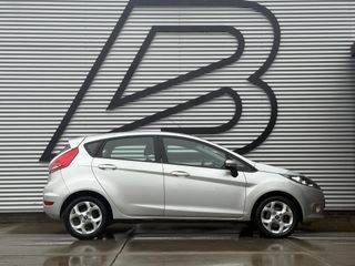 Voertuigafbeelding 3