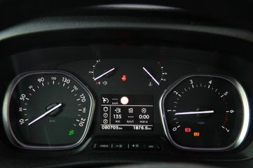 Voertuigafbeelding 11