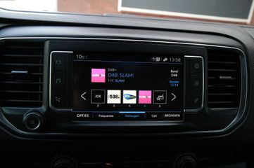 Voertuigafbeelding 13