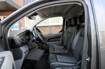 Voertuigafbeelding 2