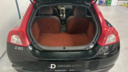 Voertuigafbeelding 6