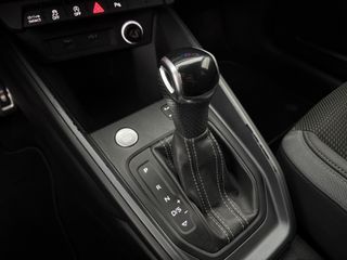 Voertuigafbeelding 24