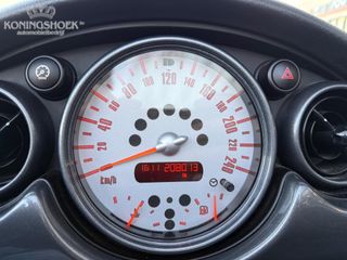 Voertuigafbeelding 15