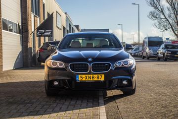 Voertuigafbeelding 9